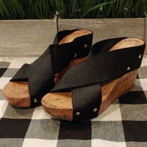 Montero Bay Club Sandals Size 7